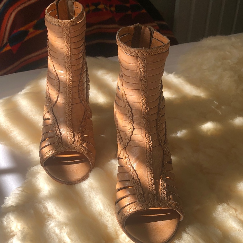 Leather, western, boho boots. Excellent like new condition.